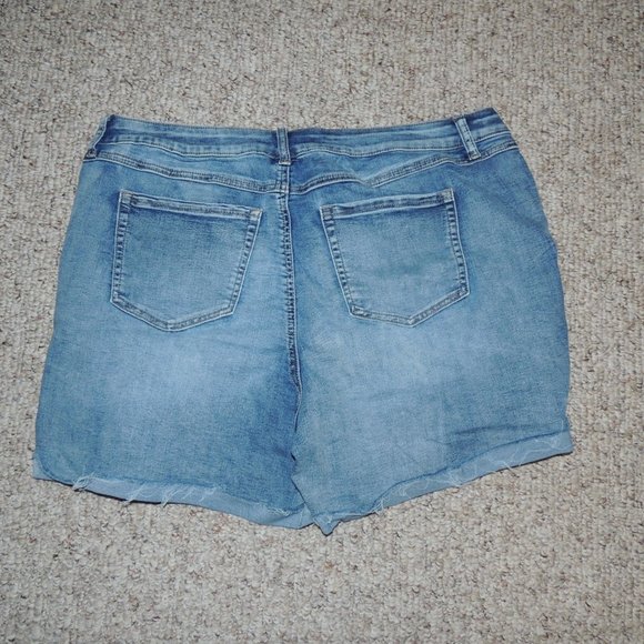 Cute denim shorts - Picture 3 of 3